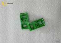 El casete verde plástico de NCR parte el cierre 4450582360 P/N del casete de la moneda