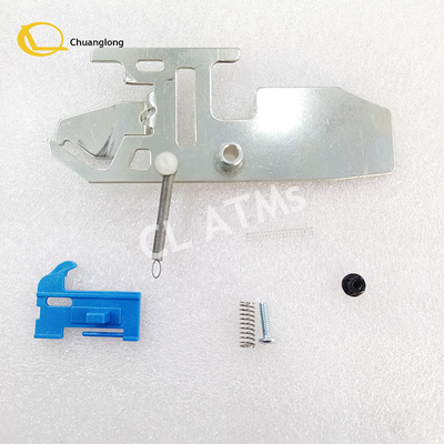 Las piezas de repuesto de la máquina de cajeros automáticos Diebold Opteva Cassette tornillo de plástico 39-009852-000A 39009852000A
