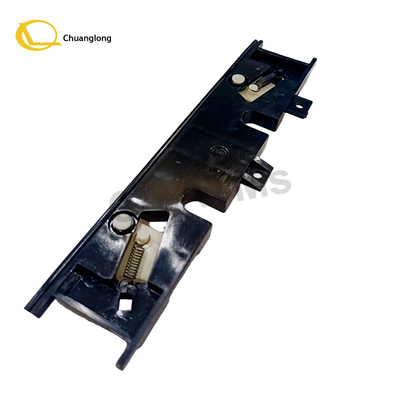 445-0582423 4450582423 cajero automático piezas de repuesto NCR S1 Puerta de camión de caja de plástico con empujador