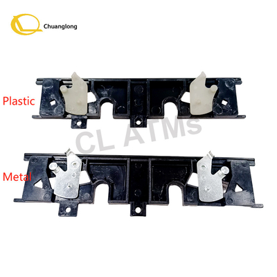 445-0582423 4450582423 cajero automático piezas de repuesto NCR S1 Puerta de camión de caja de plástico con empujador