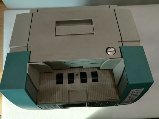 Caja registradora Giesecke & Devrient para clasificación de billetes, pantalla externa T0100557