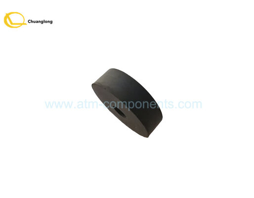Buen precio 4450738297 445-0738297 Piezas de cajero automático Módulo de recogida de dispensador de efectivo NCR Rodillo de plástico negro Rodillo de pellizco en línea