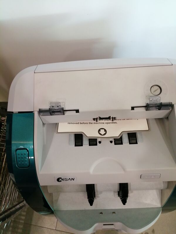 Máquina de clasificación de billetes Kisan Detector de dinero Contador azul con pantalla LED Smart K3 S16E01-3659