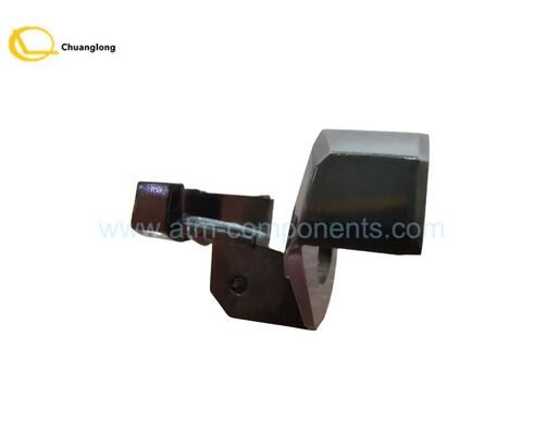 Buen precio 49016962000D 49-016962-000D Piezas de cajero automático Diebold Opteva Tira ancha para guardabarros en línea