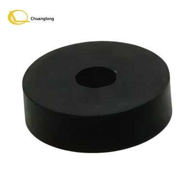 Buen precio 4450587811 piezas de goma negras del rodillo de pellizco del rodillo de goma 445-0587811 de los recambios de la máquina del cajero automático del rodillo de NCR para el cajero automático de NCR en línea